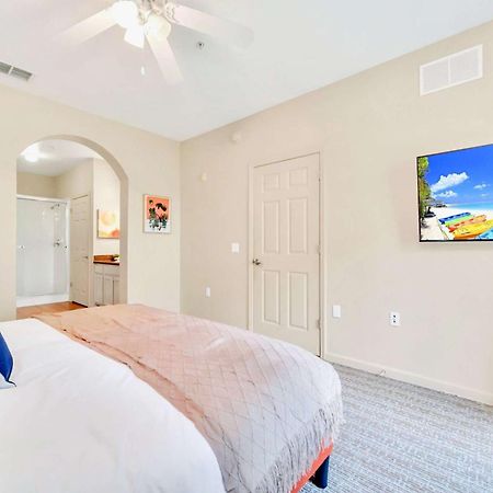 Modern 2Br Condo - Hot Tub And Pool - Near Disney ออร์ลันโด ภายนอก รูปภาพ