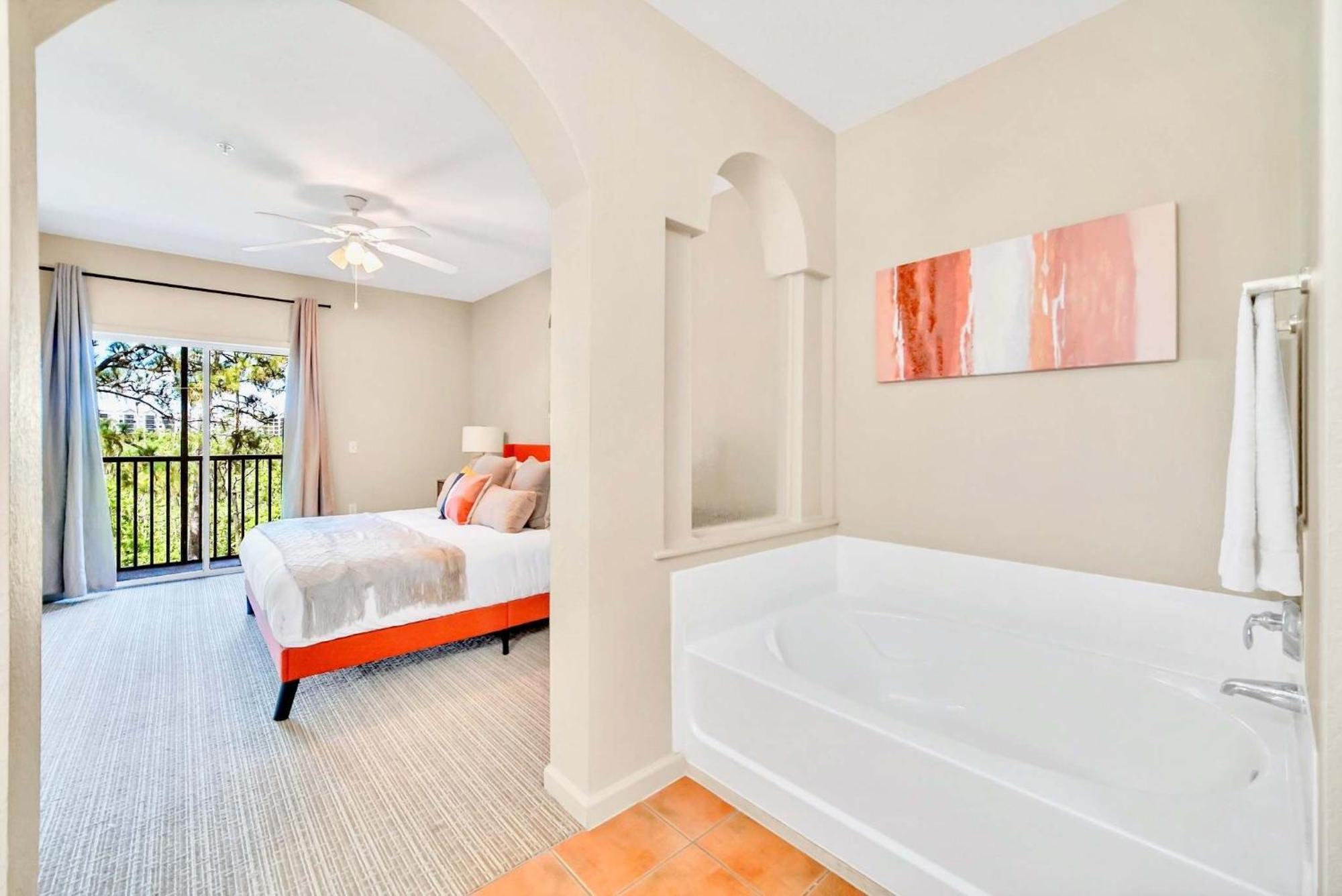Modern 2Br Condo - Hot Tub And Pool - Near Disney ออร์ลันโด ภายนอก รูปภาพ