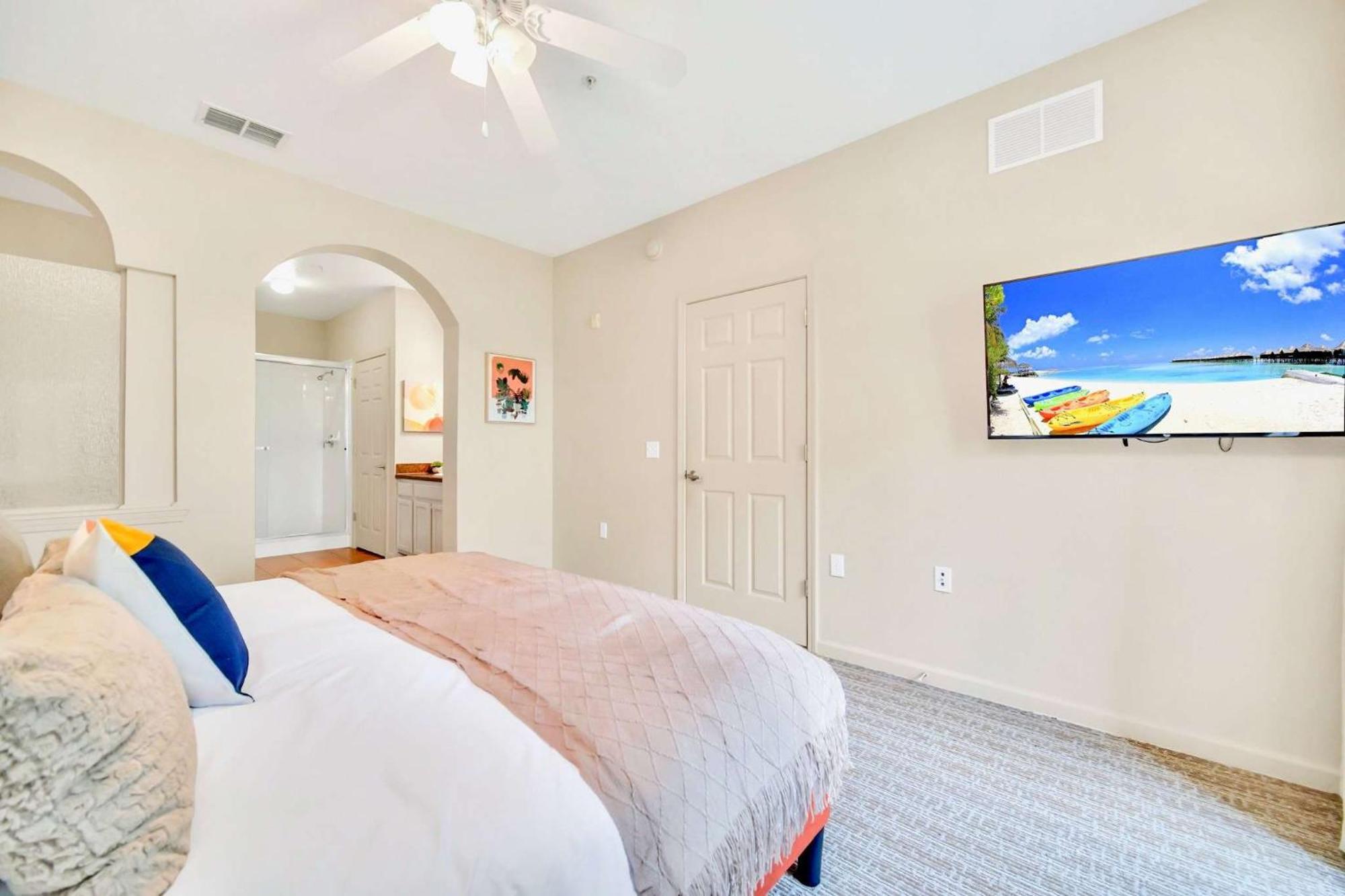 Modern 2Br Condo - Hot Tub And Pool - Near Disney ออร์ลันโด ภายนอก รูปภาพ